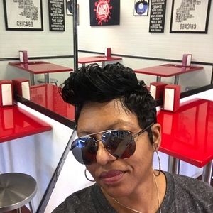 Meet your Posher, Sophia